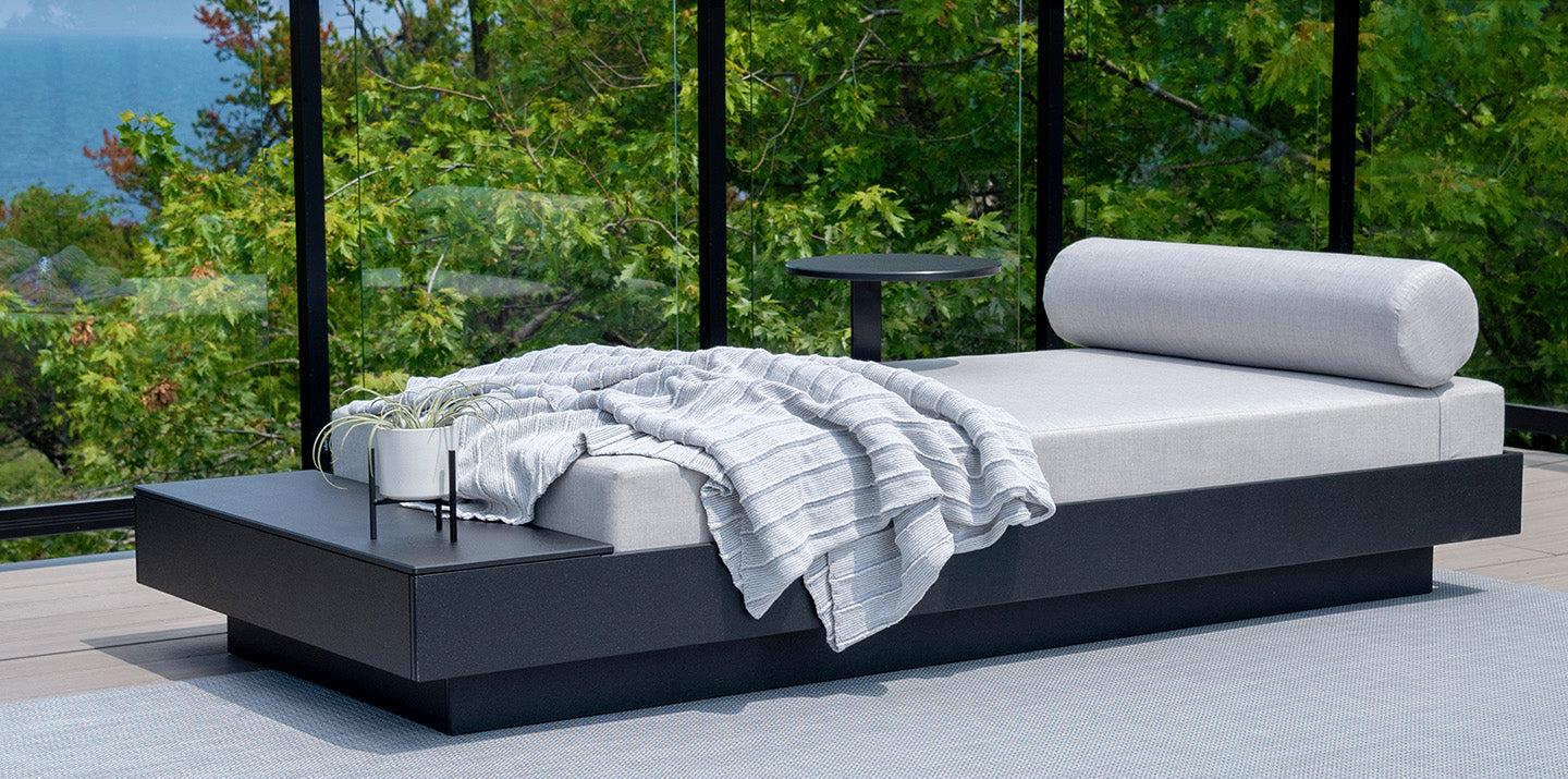 platform one daybed + chaise