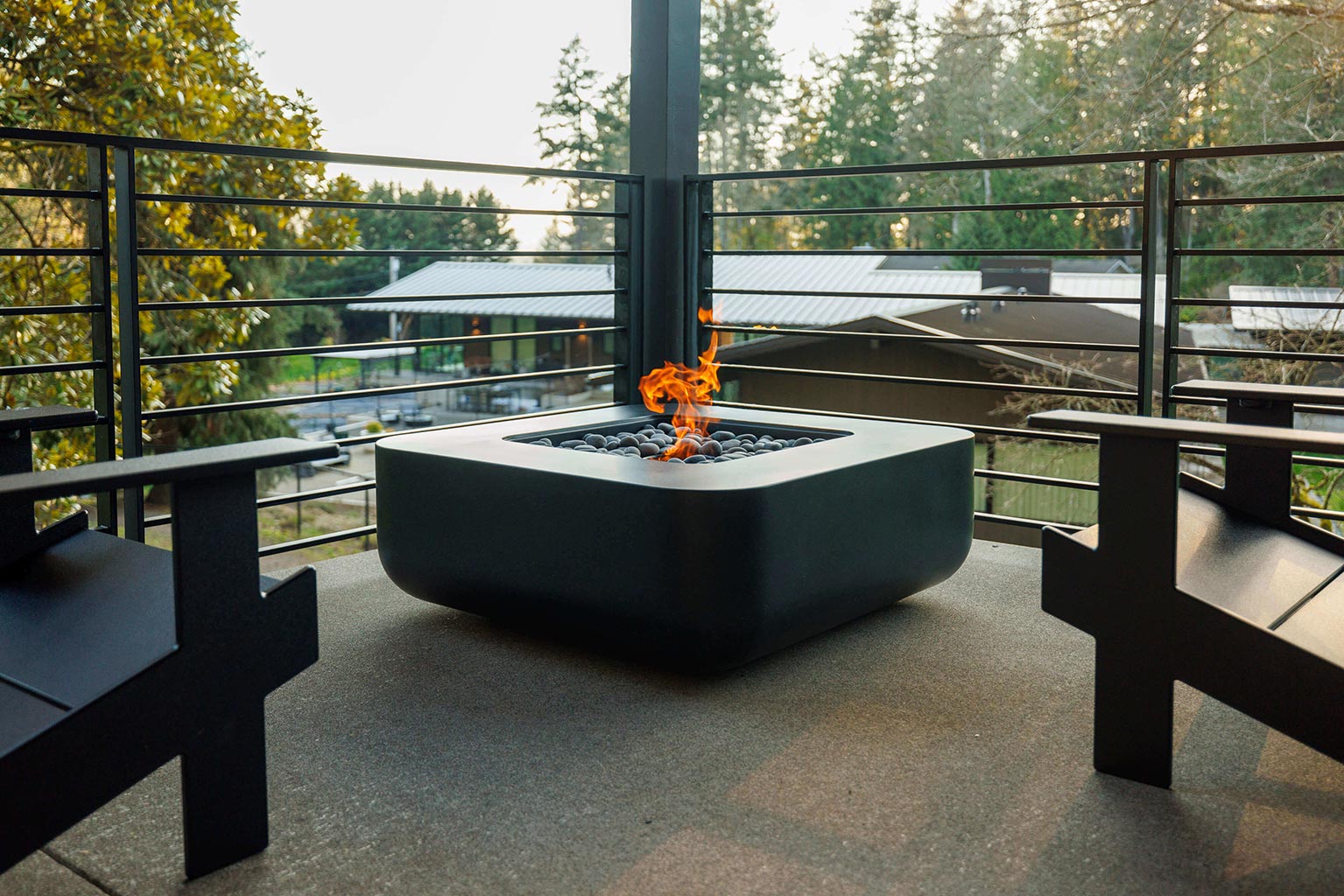 RAIO-Inkwell-Loll-Lollygaggers