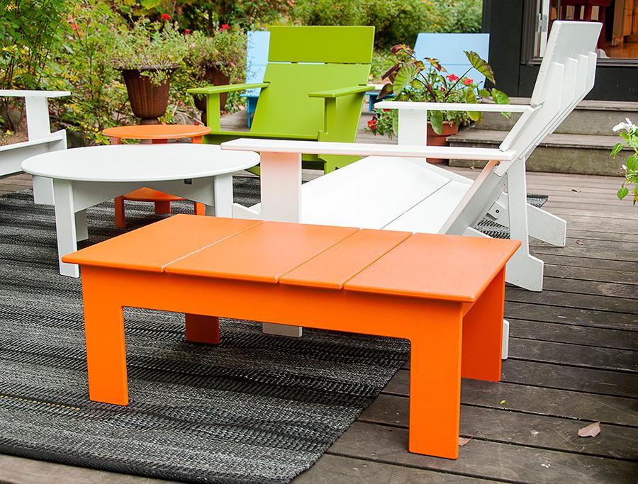 outdoor coffee table